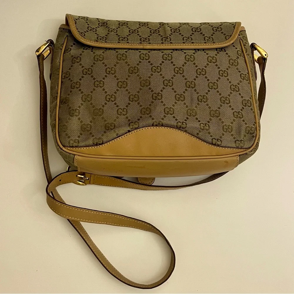Gucci Vintage Beige Crossbody Bag - Picture 2 of 12